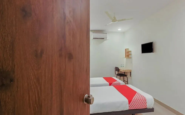 OYO Flagship 16073 Kothapet Ramoji