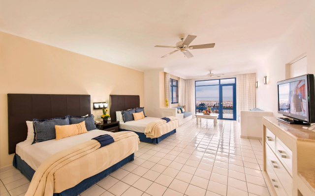 El Cid Marina Beach Hotel