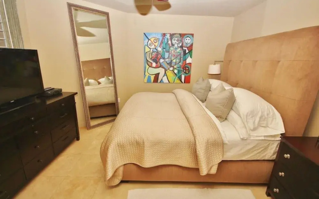 Ebb Tide 703 Apartment 2