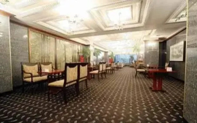 Cosmos Tourist Hotel
