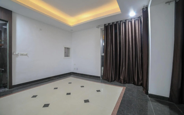 Silver Apartments by OYO Rooms
