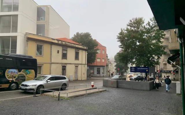 Porto Haven - Downtown by the Metro
