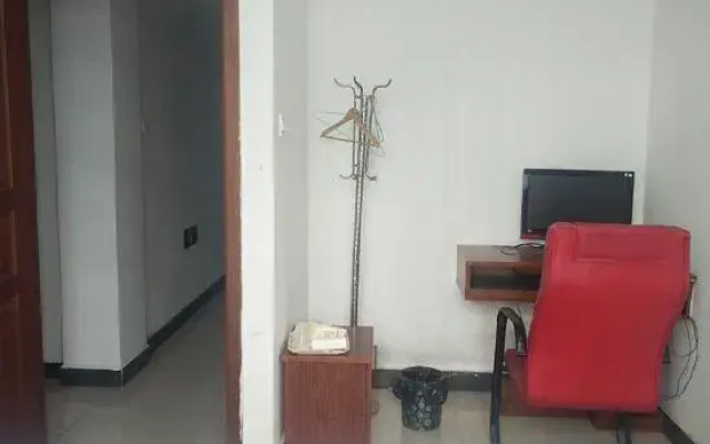 Yinglun Hotel