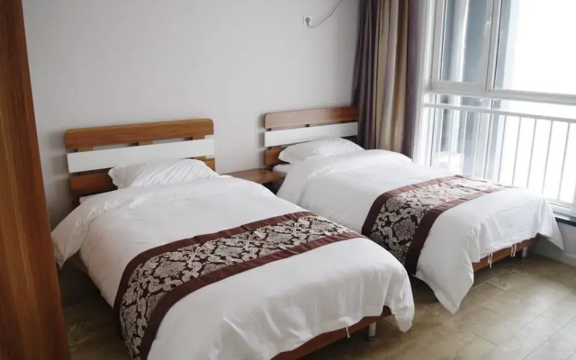 Kaiyue Holiday Hotel