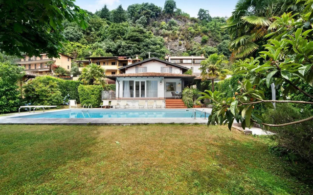 Luxury Country House Domaso