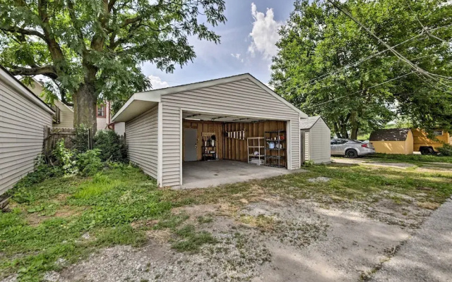 Updated Indianapolis Home, Walk to Lucas Oil!