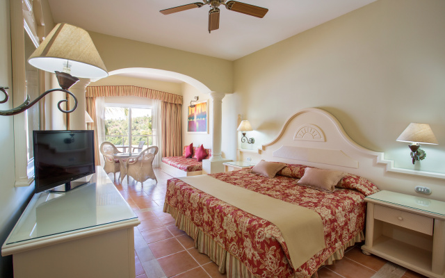Eurostars Grand Cayacoa