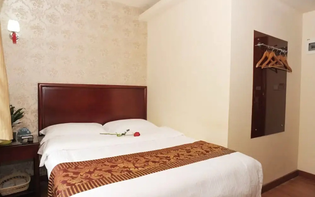 Xana Hotelle Hotel (Guangzhou Beijing Road Pedestrian Street Nongjiangsuo Subway Station)