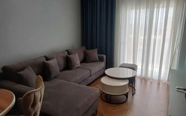 Regal Luxury Apartments