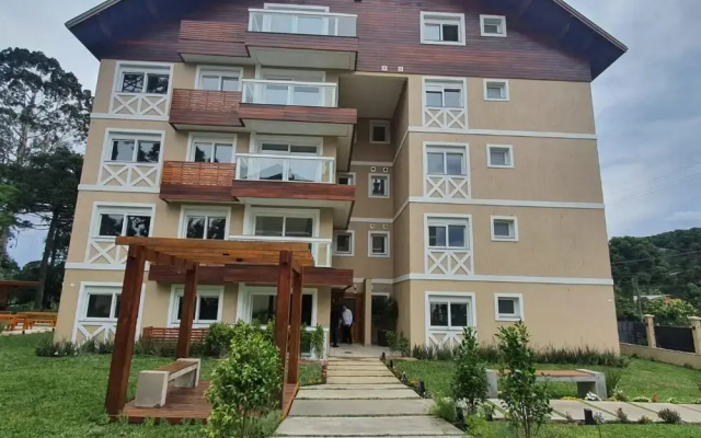 Novo Belissimo Apartamento com Lareira em Canela
