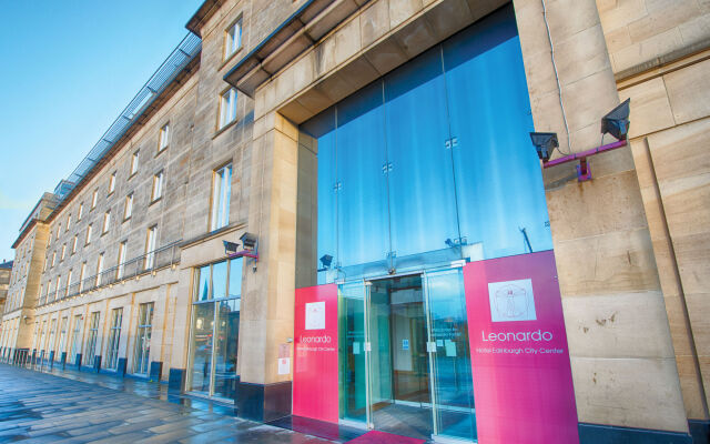 Leonardo Royal Hotel Edinburgh Haymarket вид на фасад