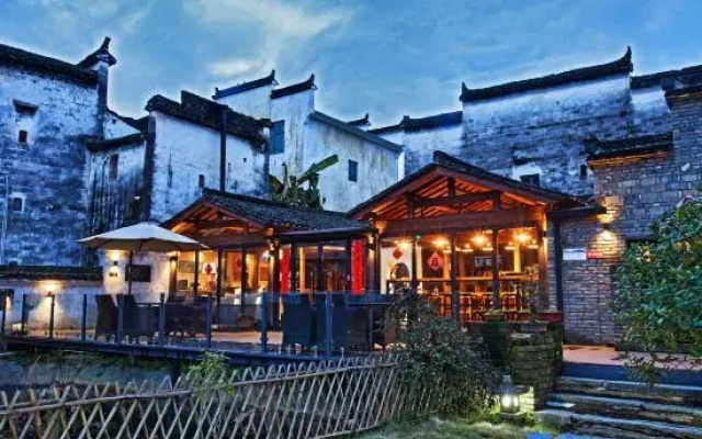Homeward Bound Inn