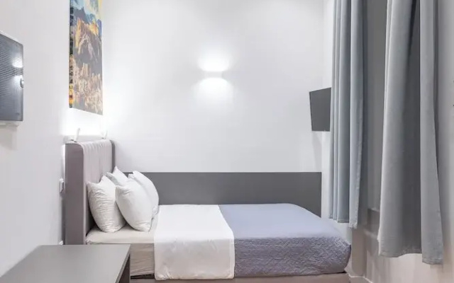 Lofus Art Suites
