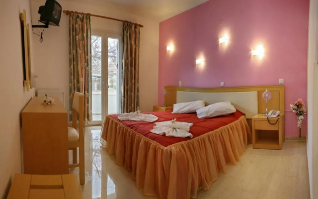 Theofilos Classic Hotel