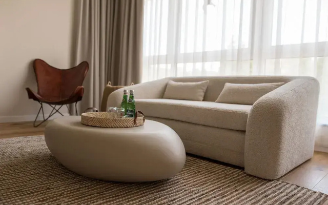 Boutique Hotel RABBIT HOLE