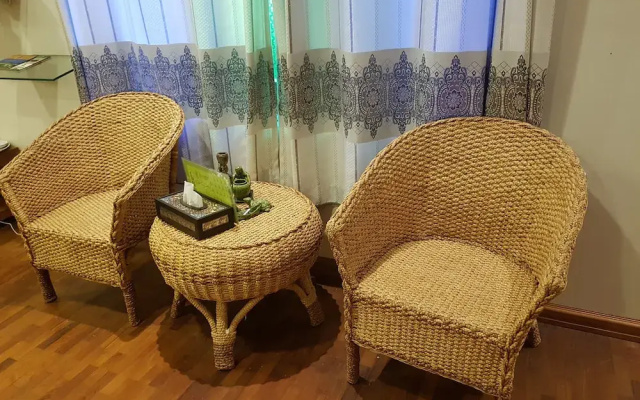 Famous Hotel Bagan