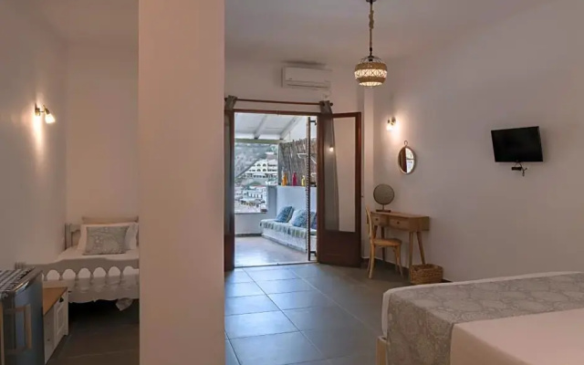 Levantes Hotel