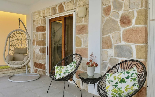 Beachside Retreat in Glyfada