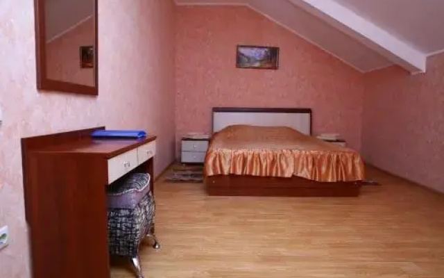 Николаевский