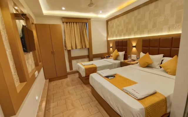 Hotel Riva International - Near Nesco Center