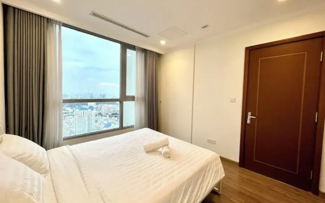 Hoa's Apartment in Vinhomes Central Park