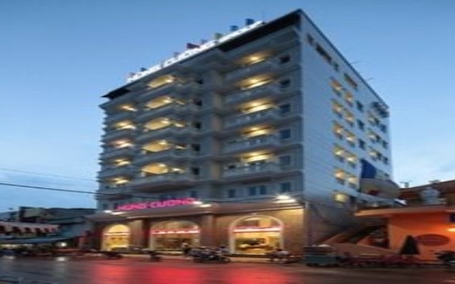 Hung Cuong Hotel вид на фасад