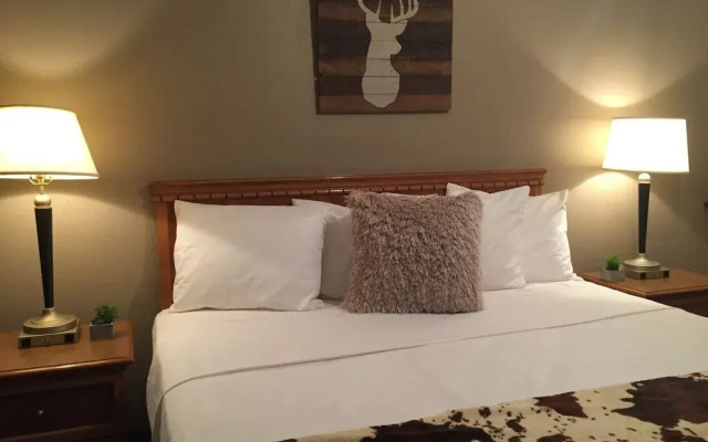 Estes Mountain Inn