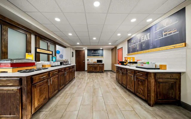Hampton Inn & Suites Opelika - I-85 - Auburn Area