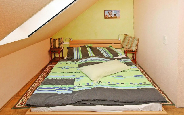 Apartment in Luckaitztal-gossda With Parking Space