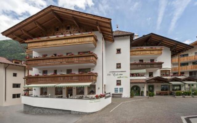 Hotel Pfandleralm Сан-Мартино-ин-Пассирия вид на фасад