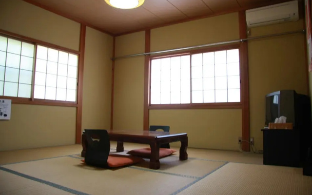Yuhigaura Onsen Natural Springs Akanemi Ryokan
