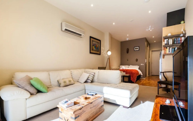 TENNYSON, Richmond Studio Apartment