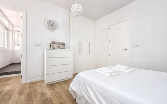 Three-bedroom apartment Cervantes