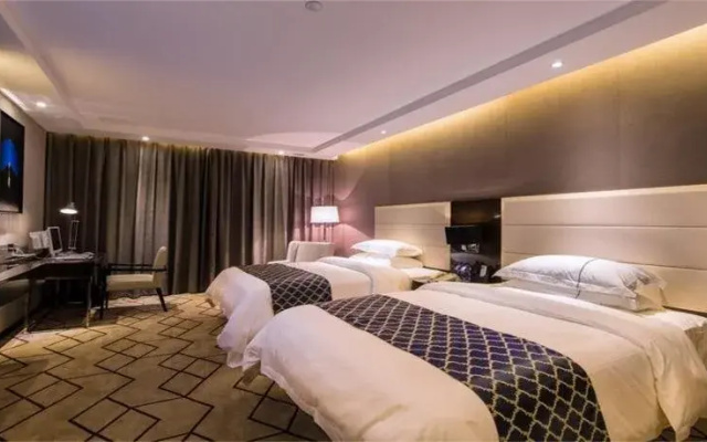 Boston International Hotel