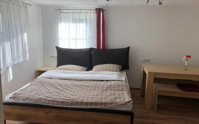Guest Appartements mit 2 getrennten Schlafzimmern für 4 Personen