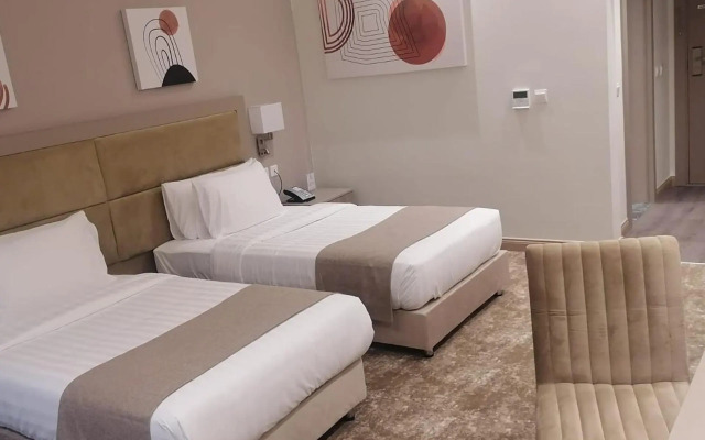 Gloria Hotel And Suites