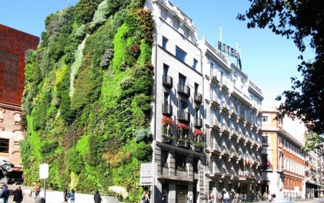 Hotel Mora Мадрид вид на фасад