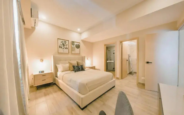 Fully Serviced Apartment at Regatta Living II - 703