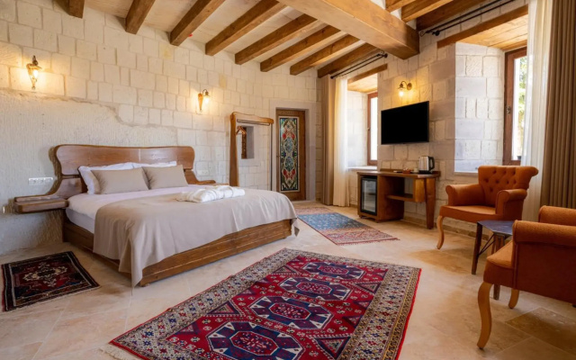 Tulip Cave Suites