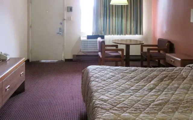 Travelers Motel