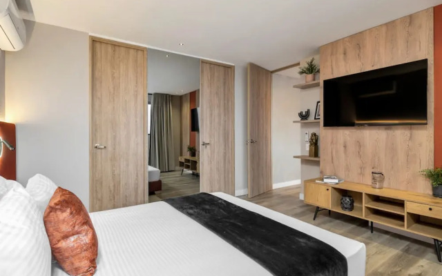 Go Living Suites - 807