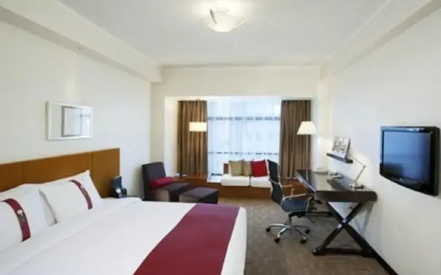 Hotel Holiday Inn Central Plaza