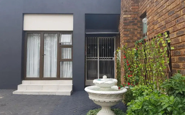 House Mulberry Guesthouse