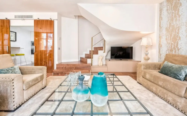 Genteel Home Plaza de las Flores