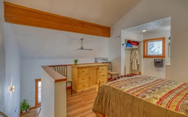 Valley View Loft