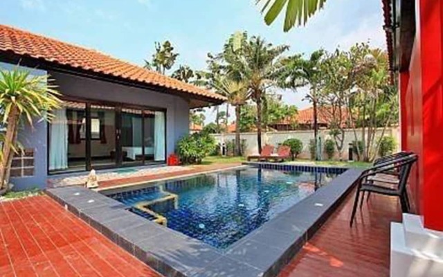 Baan Charlie Angel Pool Villa By Pinky 0