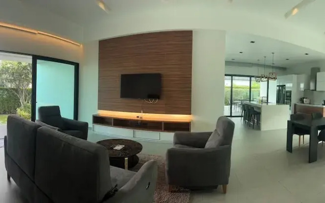 Sivana HideAway Villas