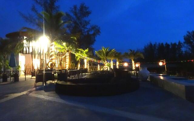 Отель Le Coral Hideaway Beyond Phuket вид на фасад