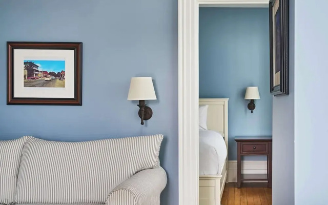 The Cadillac House Lexington, Tapestry Collection by Hilton