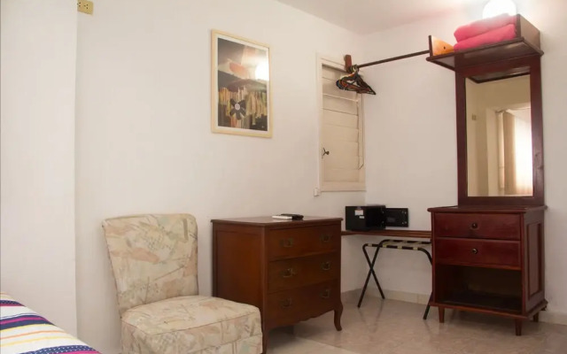 6 Bedrooms Pool Villa
